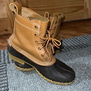 L. L. Bean Womens Insulated Bean Boots